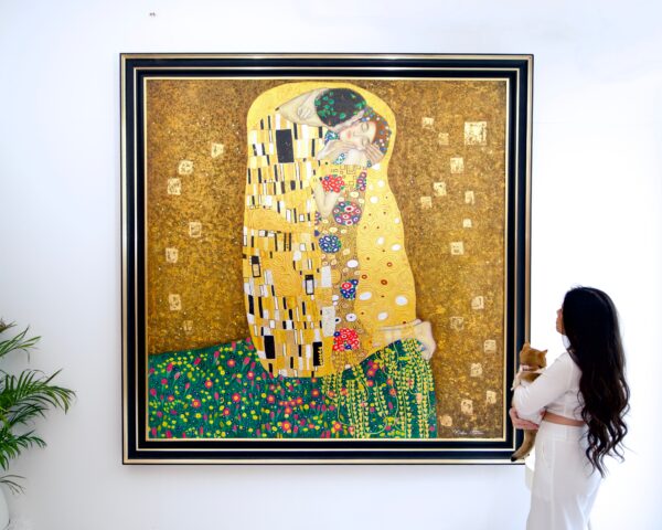 The Kiss – A Reimagined Gustav Klimt Masterpiece by Master Apollon | 200 x 200 cm