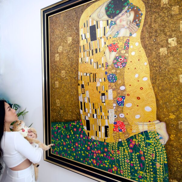 The Kiss – A Reimagined Gustav Klimt Masterpiece by Master Apollon | 200 x 200 cm - Image 3