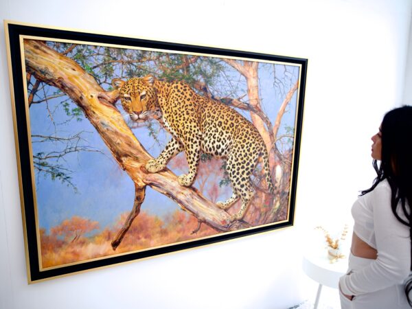 Leopard in a Tree – Somchai | 160 x 110 cm - Image 8