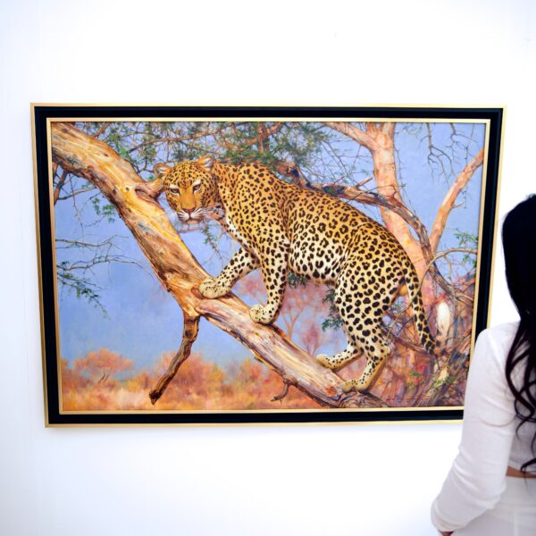 Leopard in a Tree – Somchai | 160 x 110 cm - Image 9